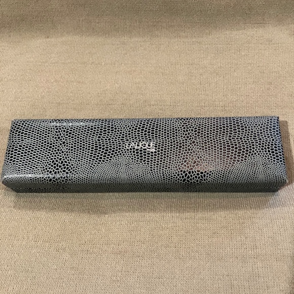 Lalique NYSA Enfant Cherub cuff bracelet - Picture 5 of 7